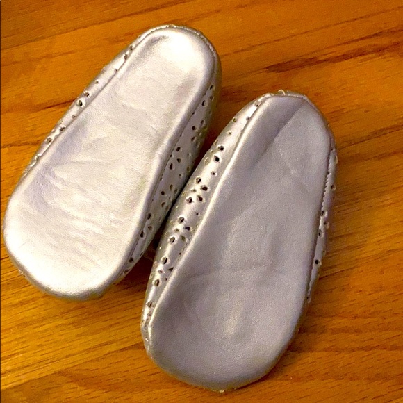 Circo brand silver crib shoes — too cute! - Picture 2 of 3